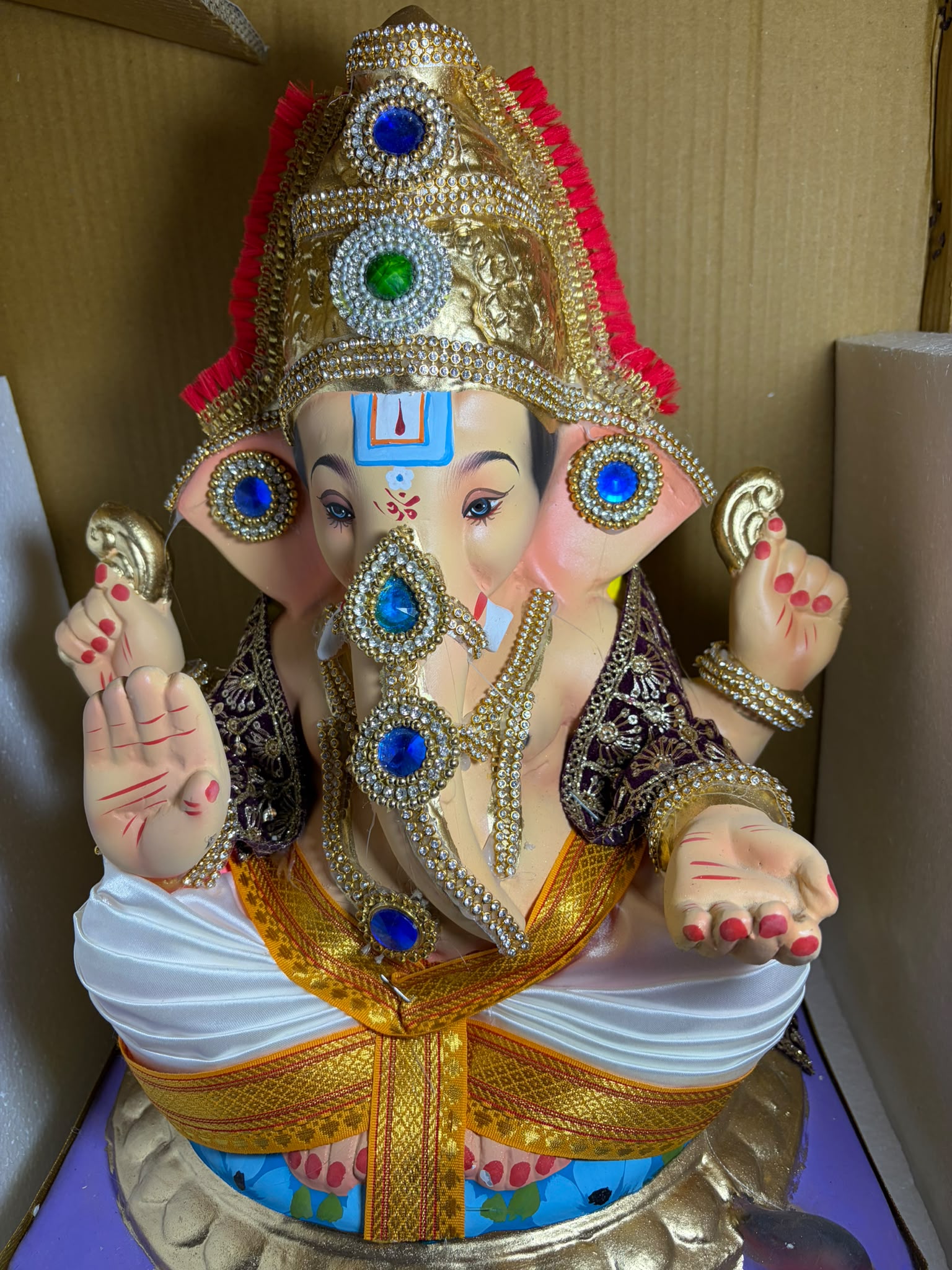 Model 1516 - White Tirupati